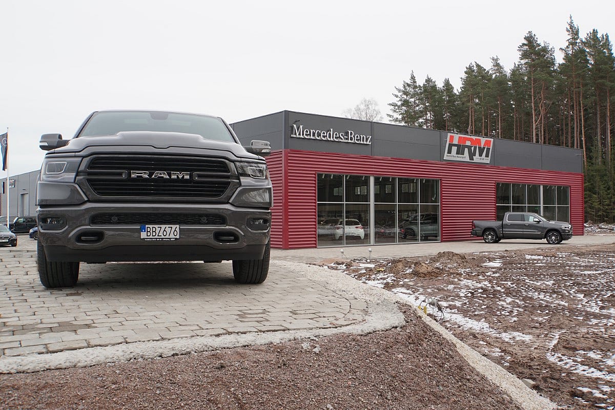 Car showroom, Lidköping Sweden | BORGA