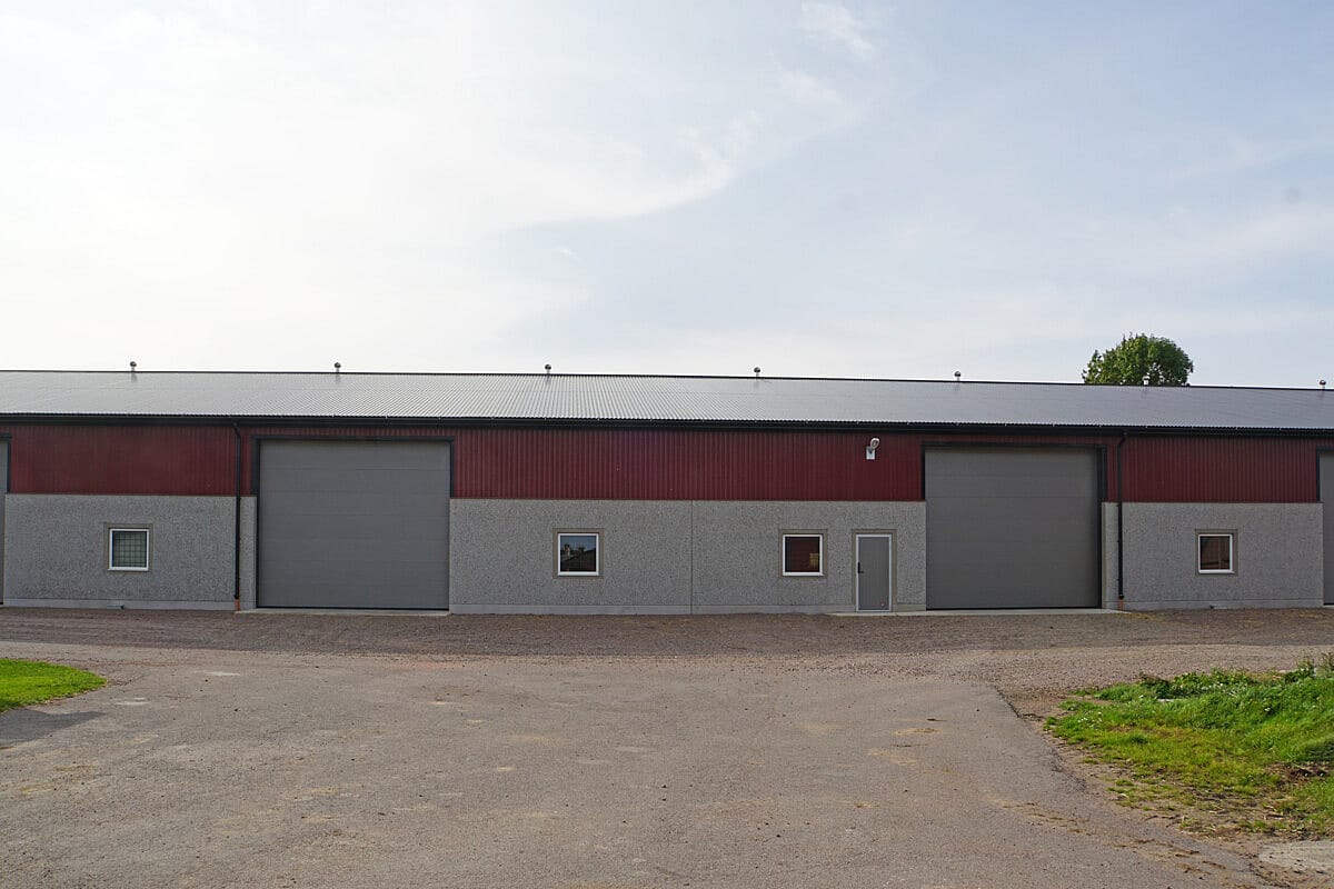 Maskinhall med gårdsverkstad, Väderstad | BORGA