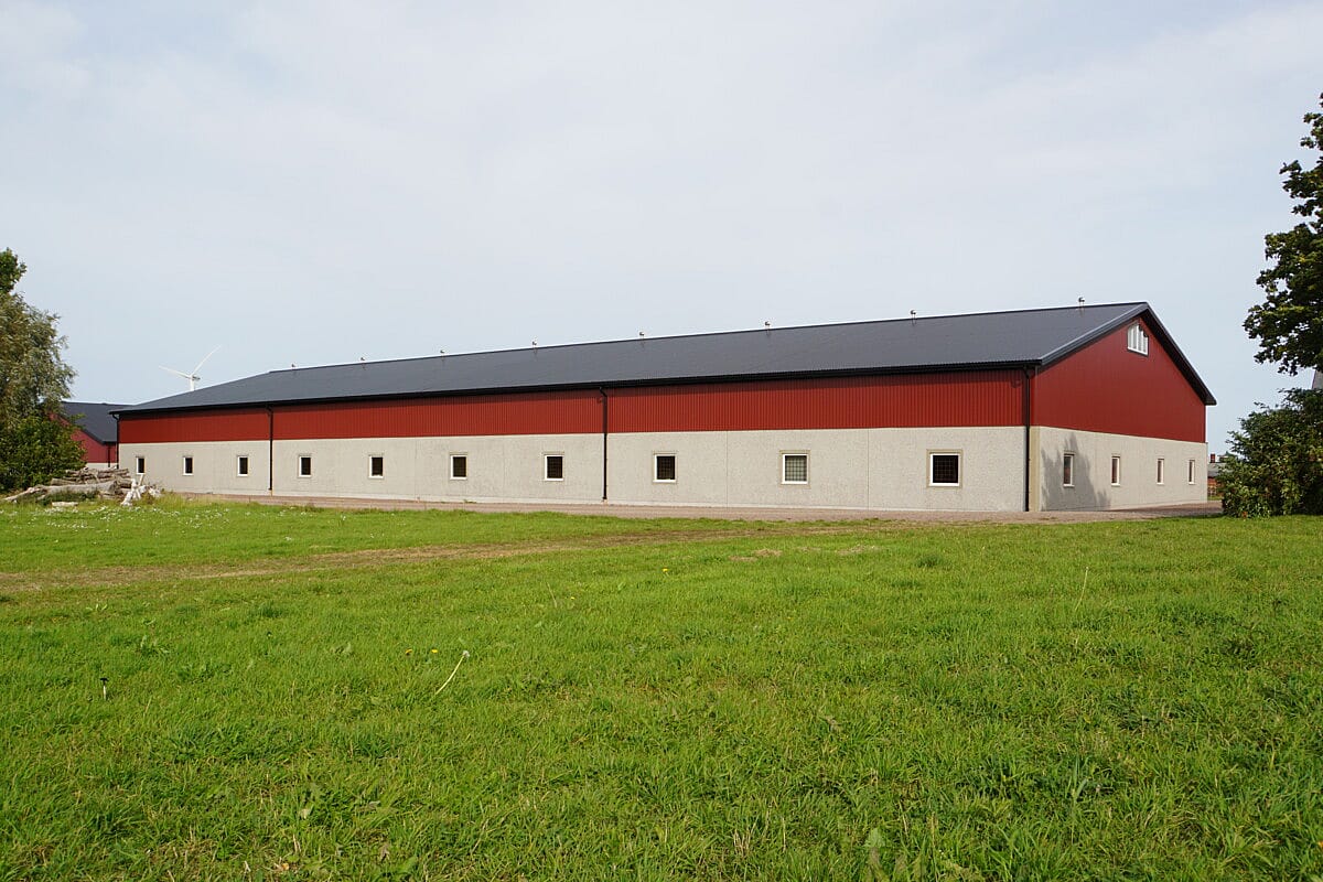 Maskinhall med gårdsverkstad, Väderstad | BORGA