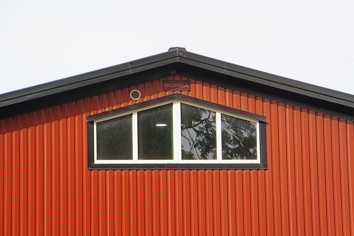 Maskinhall med gårdsverkstad, Väderstad | BORGA
