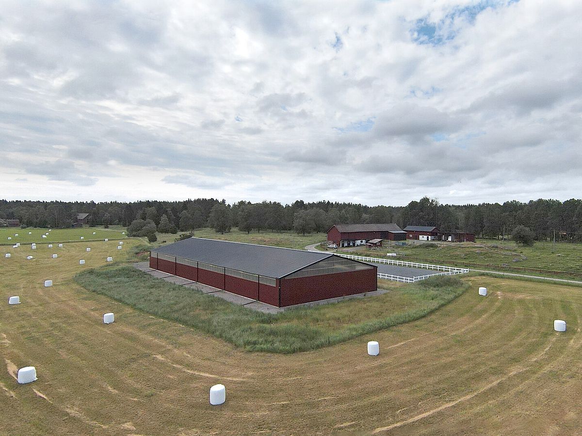 Ridhus, Hallstavik | BORGA