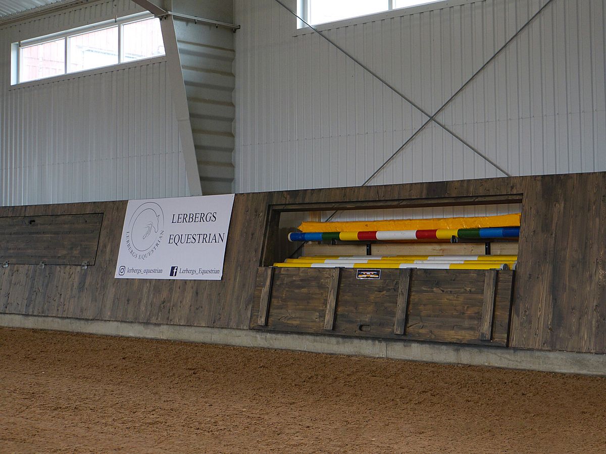 Ridhus med stall, Kungsbacka | BORGA