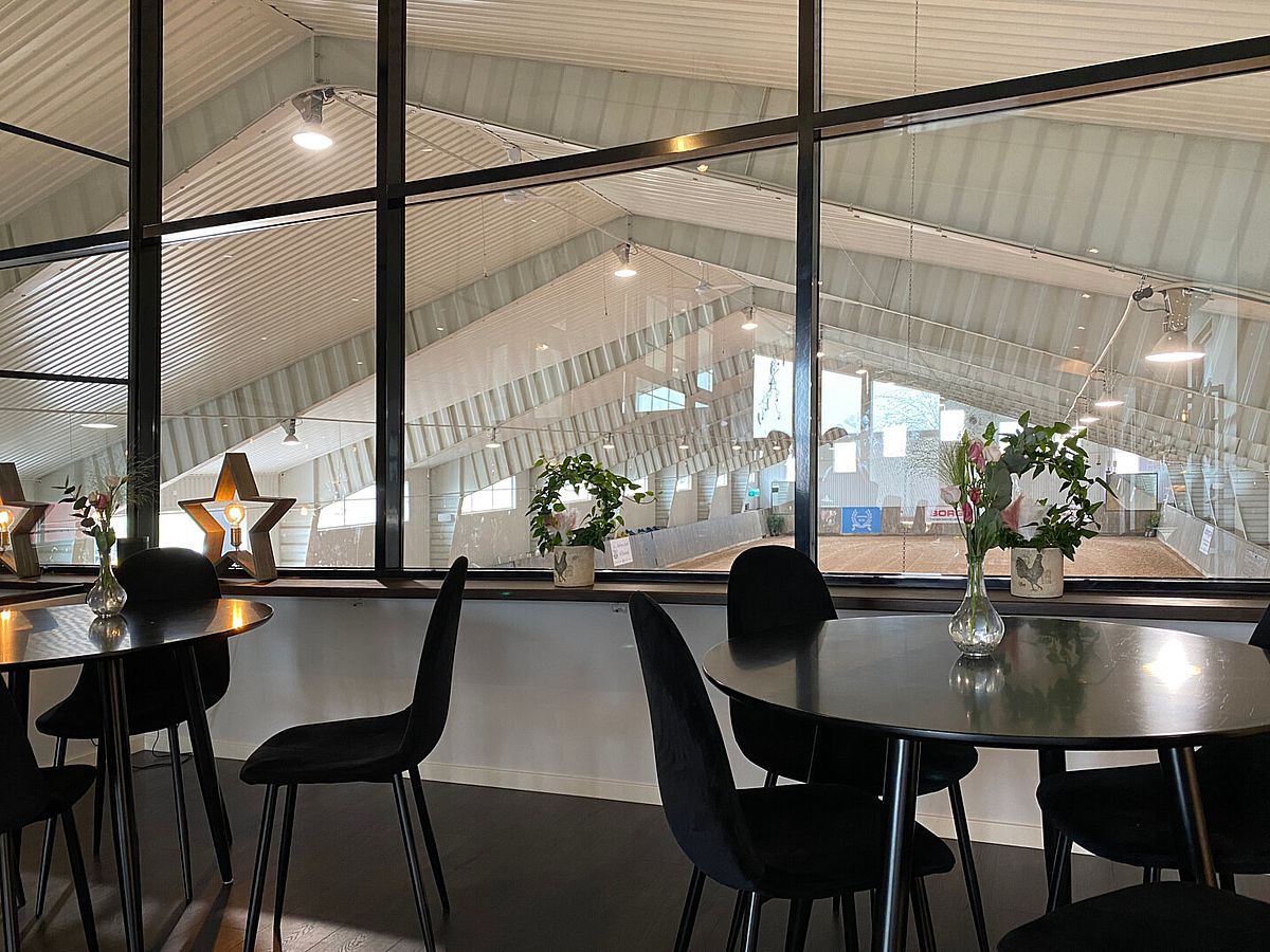 Ridhus med stall, Kungsbacka | BORGA