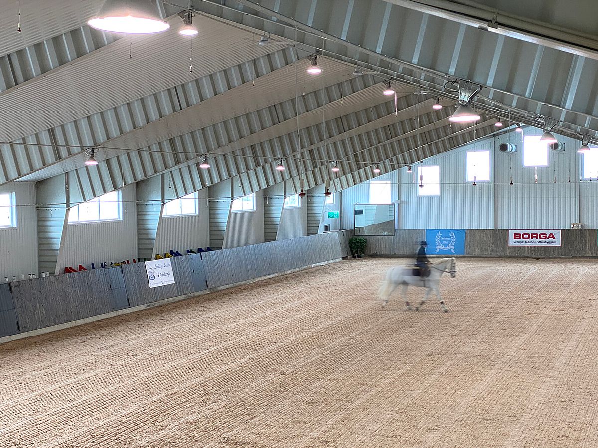Ridhus med stall, Kungsbacka | BORGA